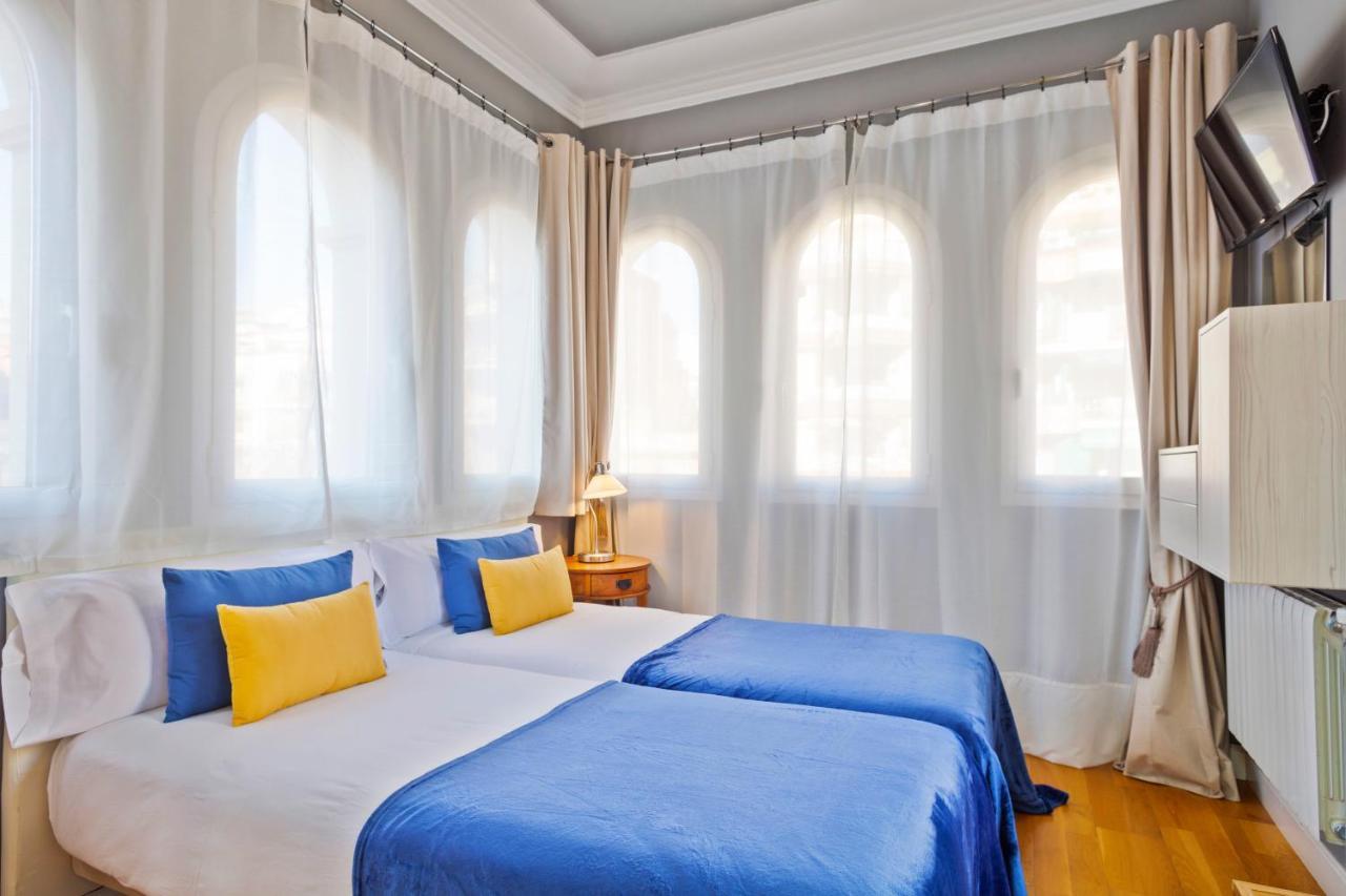 Villa Victoria Barcelona Buitenkant foto